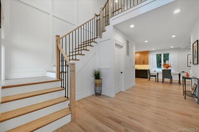 267 Sprucewood Dr, Levittown, NY 11756 - photo 4