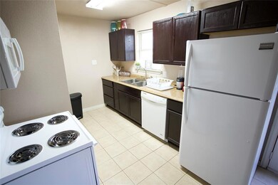 5429 E Highway 34, Ennis, TX 75119 - photo 6