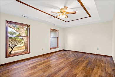 2202 w williams rd-06