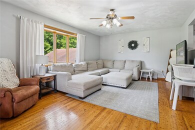 1343 Venetia Rd, Eighty Four, PA 15330 - photo 5