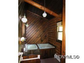 2nd Floor Full Bath