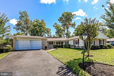 13150 Madonna Ln, Fairfax, VA 22033 - photo 2