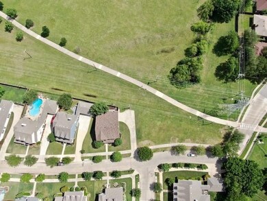 8504 Newman Dr, North Richland Hills, TX 76180 - photo 3