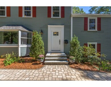 16 Apple Hill Ln, Lynnfield, MA 01940 - photo 2