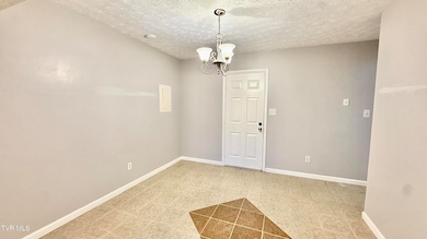 1800 Seminole Dr unit 19, Johnson City, TN 37604 - photo 5