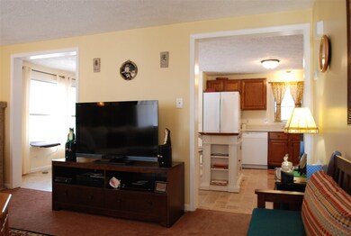 151 N Barnstead Rd, Center Barnstead, NH 03225 - photo 4