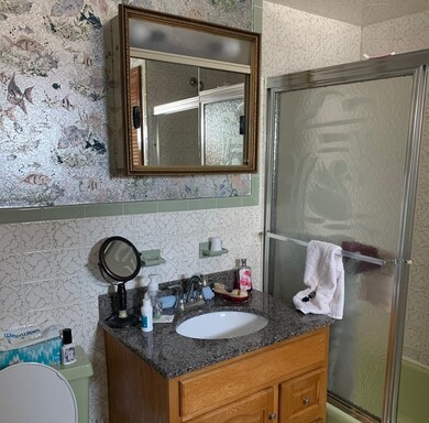 12 Beacon St unit 2, Salem, MA 01970 - photo 6