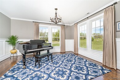 Used by seller as a music room, wood floors, wains