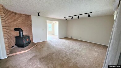 714 J David St SE, Salem, OR 97306 - photo 7