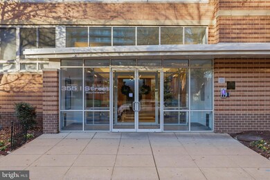 355 I St SW unit S311, Washington, DC 20024 - photo 3