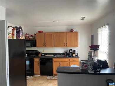 1506 Villa Terrace unit C, Charlottesville, VA 22903 - photo 2