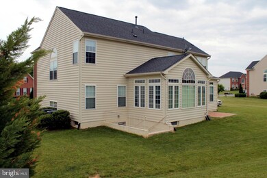 19315 Paradise Manor Dr, Hagerstown, MD 21742 - photo 4