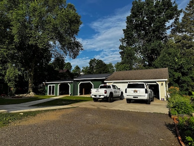 313 N Matteson St, Bronson, MI 49028 - photo 3