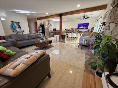 7672 Amazon Dr unit 1, Huntington Beach, CA 92647 - photo 7