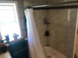 215 E Church St, Slatington, PA 18080 - photo 6