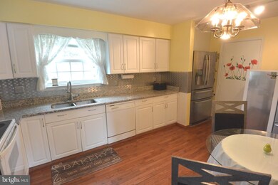 2414 Westridge Rd, Lutherville Timonium, MD 21093 - photo 6