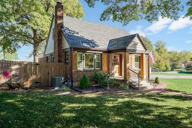 5845 Caenen St, Shawnee, KS 66216 - photo 2