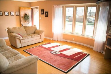 212 W 40th St, Reading, PA 19606 - photo 2