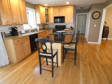 266 Valley St, Pembroke, MA 02359 - photo 6