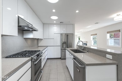 egpimaging_4531ElCaminoCorto_010_FLEXMLS