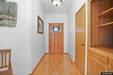 14877 Alluis Ln, Silverton, OR 97381 - photo 4