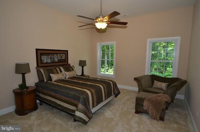 35190 Tate Ct, Round Hill, VA 20141 - photo 3