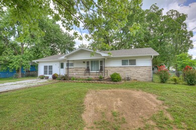305 Verbryck St, Carl Junction, MO 64834 - photo 3