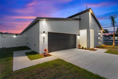 204 New Castle Ct NE, Winter Haven, FL 33881 - photo 3