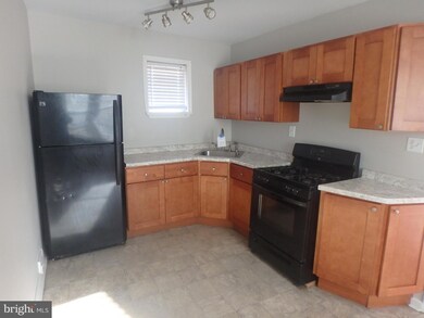 829 Walnut St, Darby, PA 19023 - photo 5