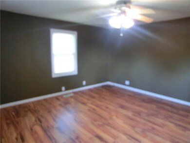 417 Taft St, Tipton, IN 46072 - photo 2