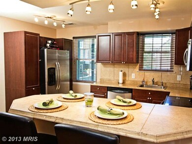 2621 S Walter Reed Dr unit C, Arlington, VA 22206 - photo 2