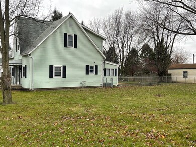 406 Arlington St, Saint Marys, OH 45885 - photo 2