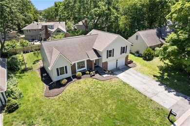 12317 W 102nd St, Lenexa, KS 66215 - photo 2