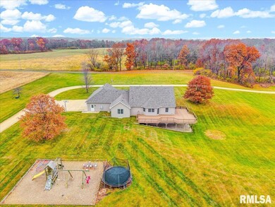 26773 N Copperas Creek Rd, Canton, IL 61520 - photo 2