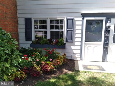 805 Yardley Commons, Yardley, PA 19067 - photo 2