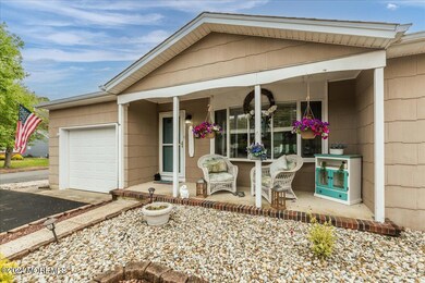 135 Castleton Dr, Toms River, NJ 08757 - photo 7