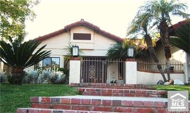 House is located at the end of CDS street