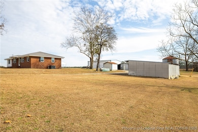 573 Langston Rd, Newton Grove, NC 28366 - photo 3