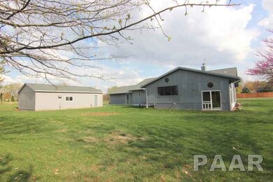 15939 N Logan Ct, Chillicothe, IL 61523 - photo 4