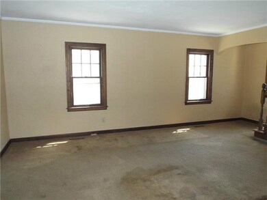 3529 Wallwerth Dr, Toledo, OH 43612 - photo 4