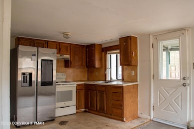 111 Rippling Brook Rd, Canadensis, PA 18325 - photo 4