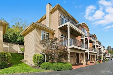 1430 Riverside Dr, Cincinnati, OH 45202 - photo 2