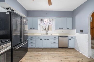 198 Progress Ave, Providence, RI 02909 - photo 3