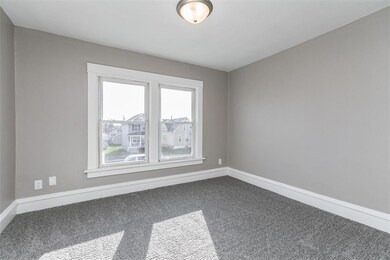 808 D Ave NW, Cedar Rapids, IA 52405 - photo 5