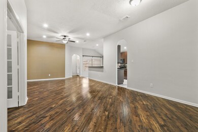 15830 Collinsville Dr, Tomball, TX 77377 - photo 6