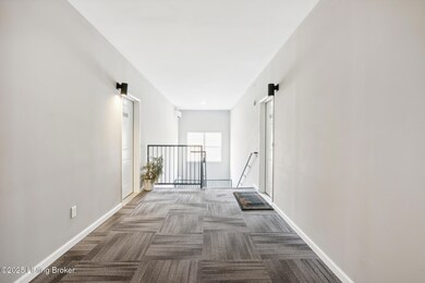 2239 Charlestown Rd unit 303, New Albany, IN 47150 - photo 2