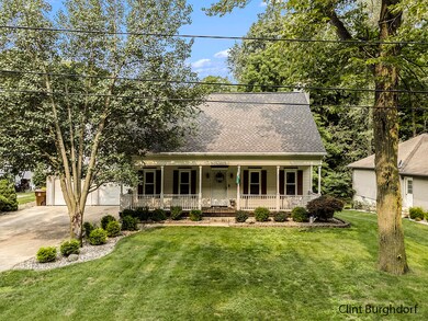 529 N Marshall Ave, Marshall, MI 49068 - photo 3