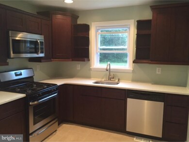 300 Walnut Ave, Gloucester City, NJ 08030 - photo 7