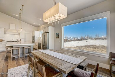 6-web-or-mls-Chancey Ln-009