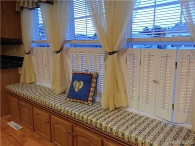 Kitchen Kitchen window seat, shuttered windows and